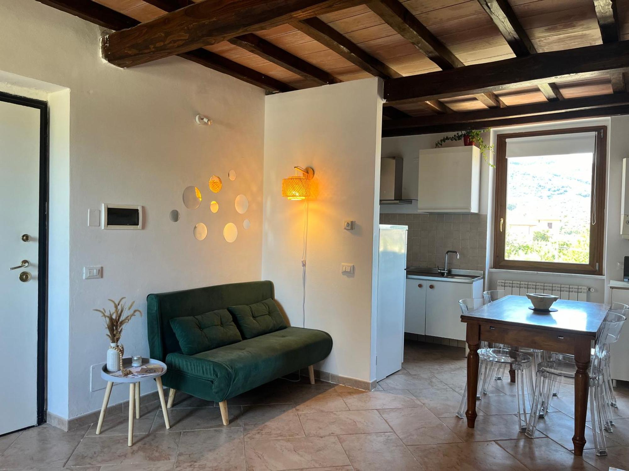 Seaview House Free Parking & Private Garden Apartment La Spezia